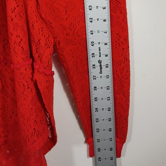 Free People, Red Long Sleeve Top, Open Knit, Oversized, Size MED, Lt. Wt., Soft - Picture 13 of 16